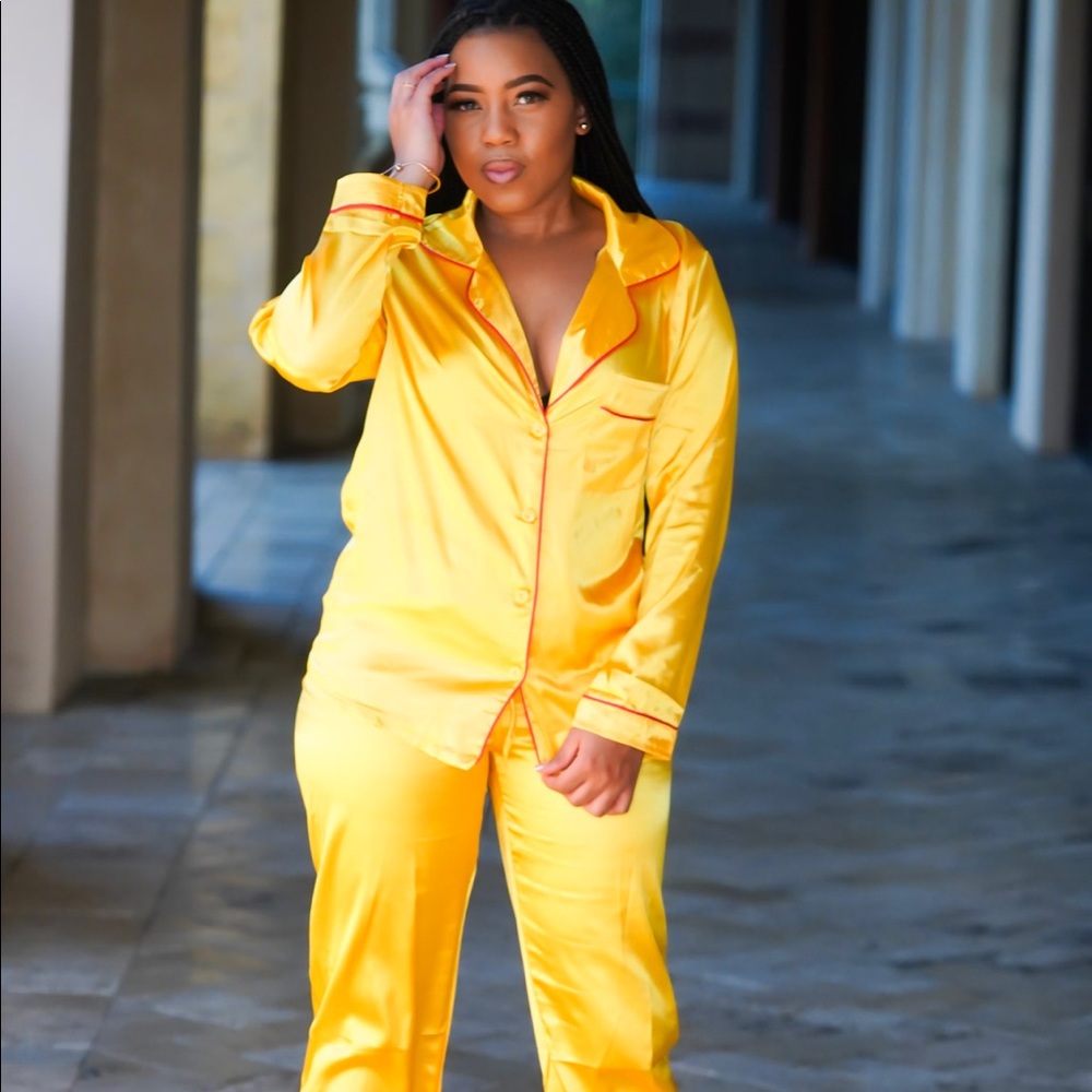 Yellow 2 pc